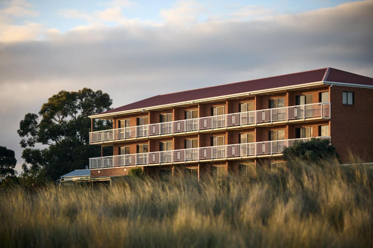 The Waterloo Hotel Swansea Exterior photo